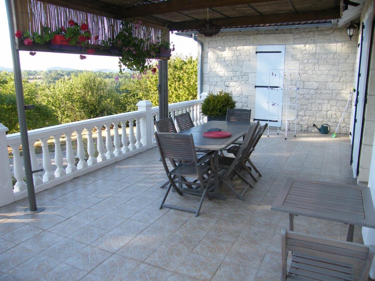 VILLA CLIMATISEE AVEC PISCINE PRIVEE à L'OREE DU PERIGORD Brignac-la-Plaine Extérieur photo