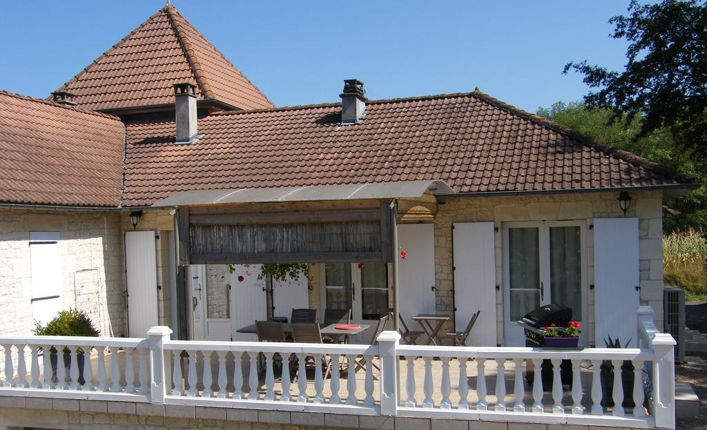VILLA CLIMATISEE AVEC PISCINE PRIVEE à L'OREE DU PERIGORD Brignac-la-Plaine Extérieur photo
